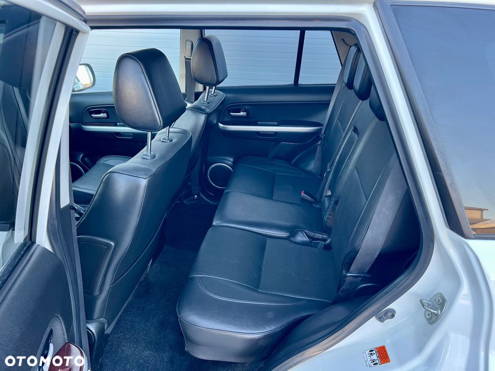 Suzuki Grand Vitara 1.9 DDiS De Luxe - 11