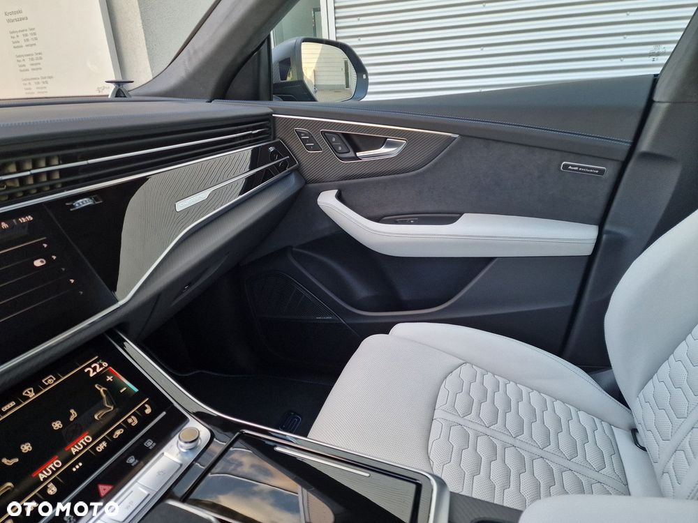 Audi RS Q8 - 28