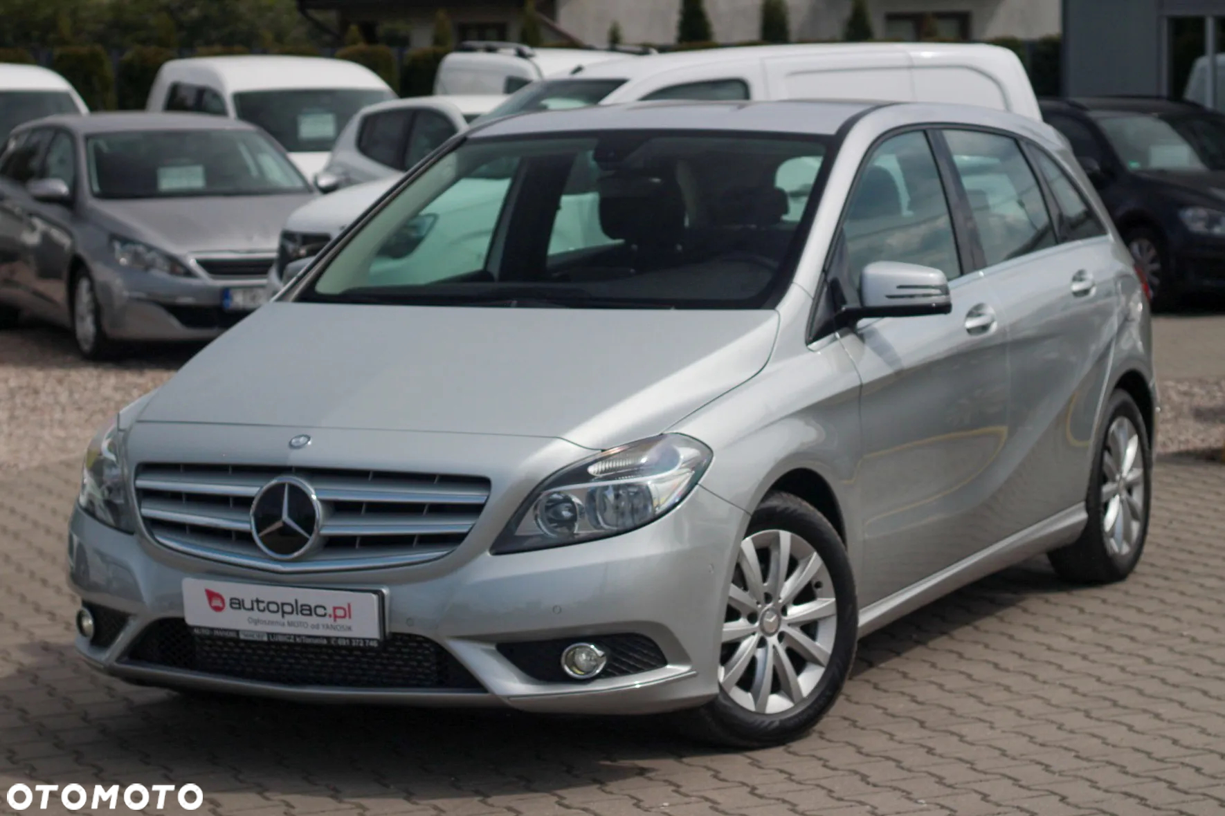 Mercedes-Benz Klasa B 180 (BlueEFFICIENCY) - 2