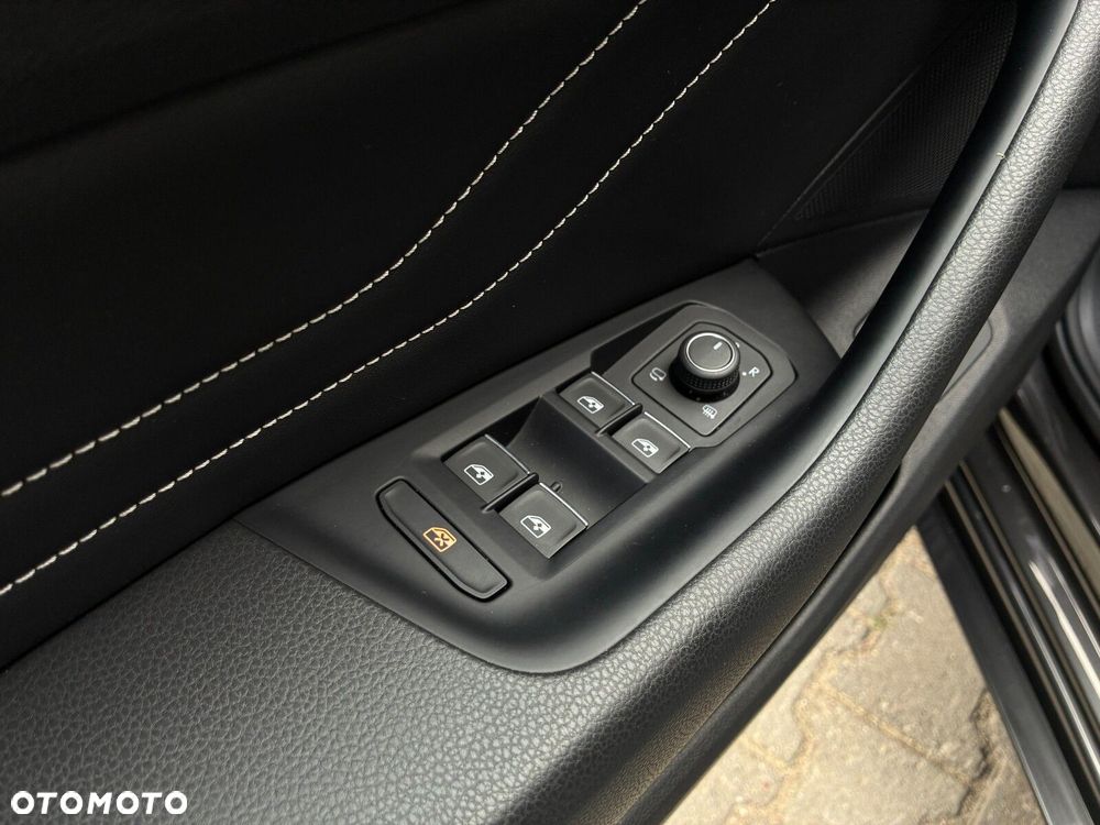 Volkswagen Arteon 2.0 TDI R-Line DSG - 30