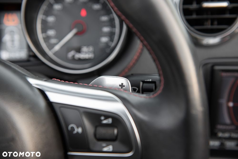 Audi TT S Roadster tronic - 21