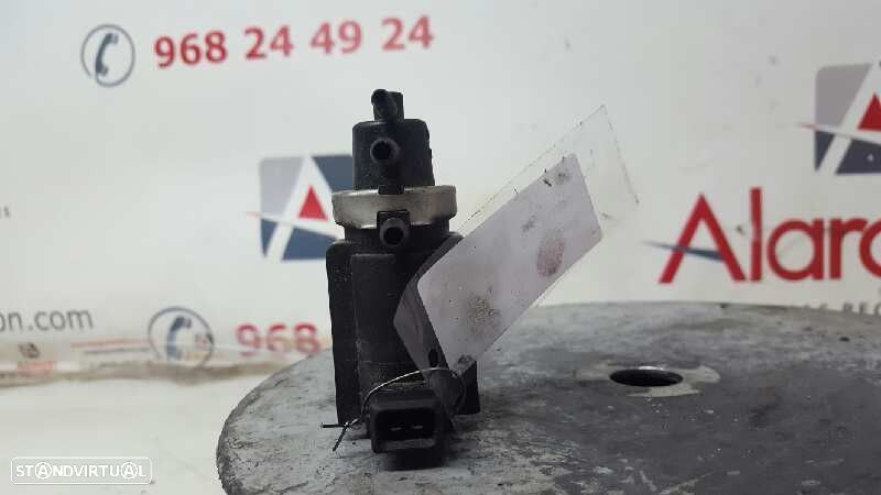 VÁLVULA DE VÁCUO AUDI A6 AVANT (4B5) 2.5 TDI QUATTRO - 3