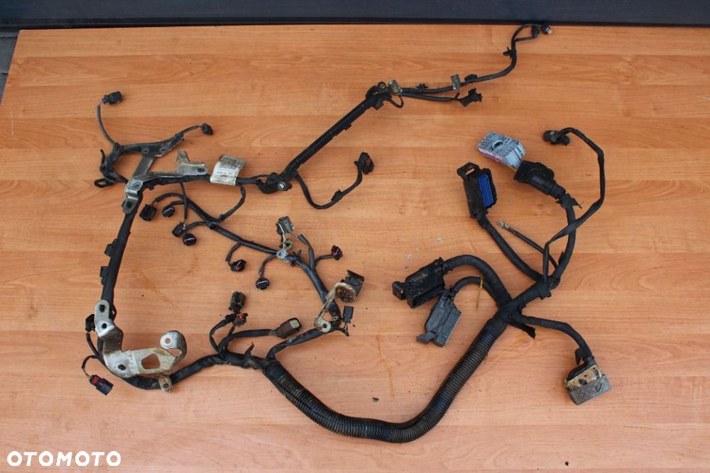 INSTALACJA WIĄZKA SILNIKA OPEL ASTRA K V 1.4T 39023105