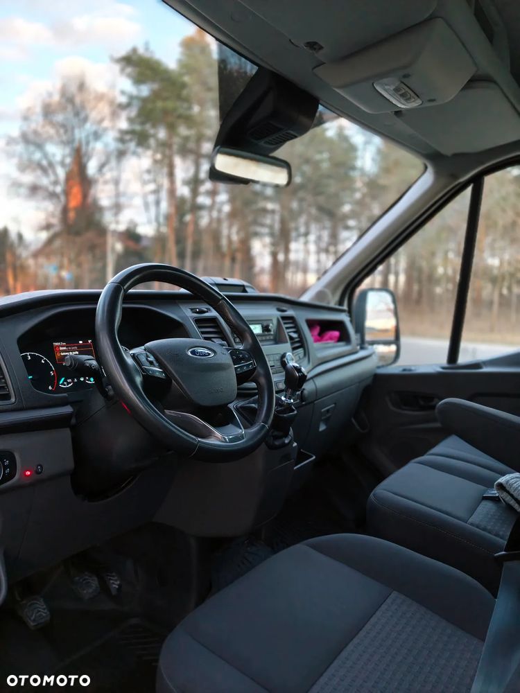 Ford Transit - 10