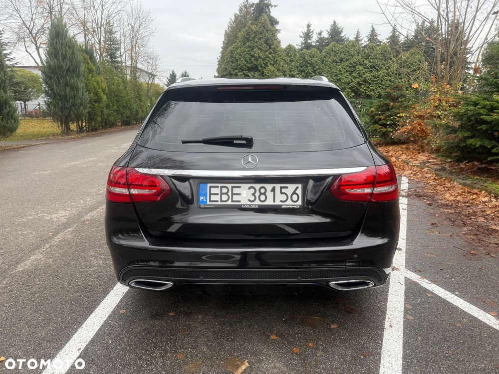 Mercedes-Benz Klasa C 220 (BlueTEC) d 7G-TRONIC AMG Line - 4