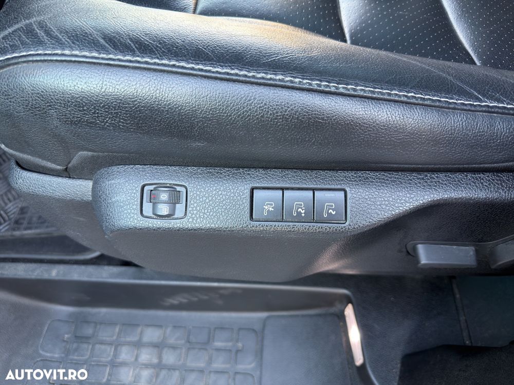Opel Zafira - 24