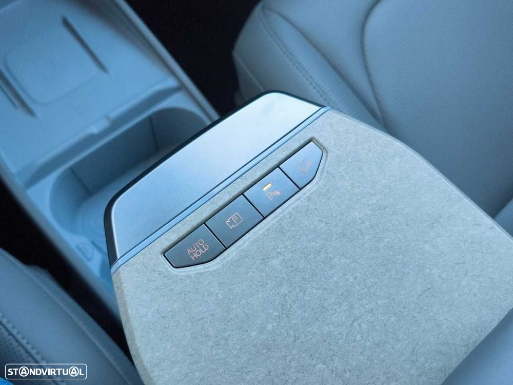 Kia EV3 81.4 kWh Tech - 29