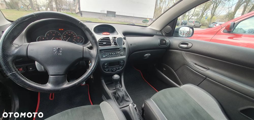 Peugeot 206 CC 1.6 Euro3 - 11