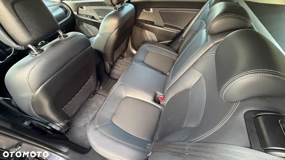Kia Sportage 2.0 CVVT 2WD Automatik Spirit - 36