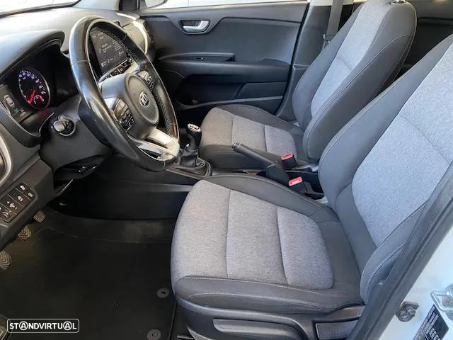 Kia Stonic 1.0 T-GDI EX - 7