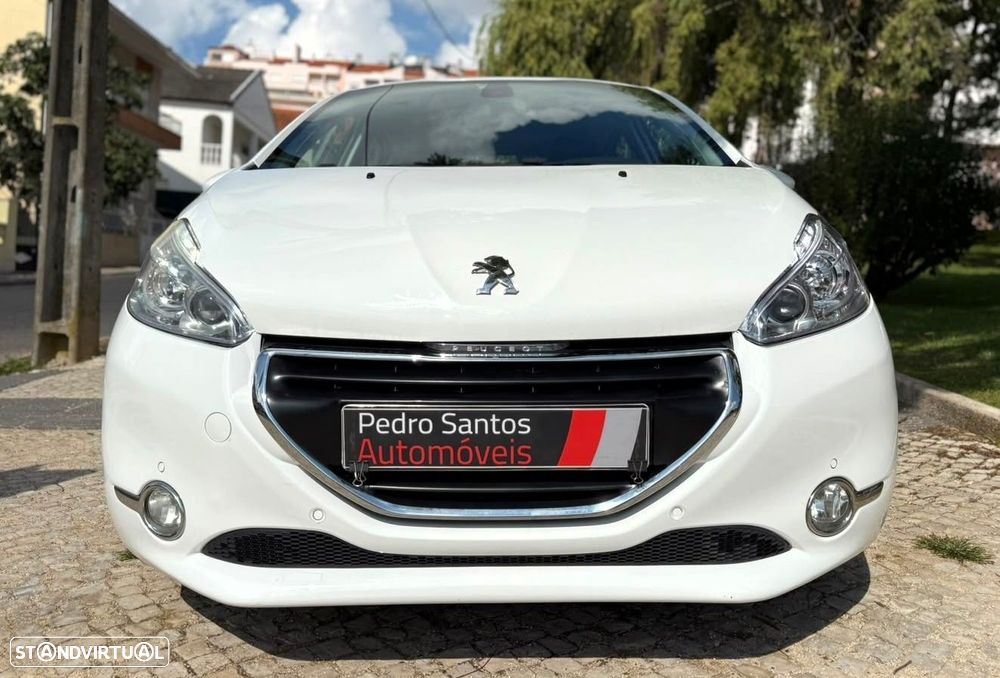 Peugeot 208 1.2 VTi Allure - 4