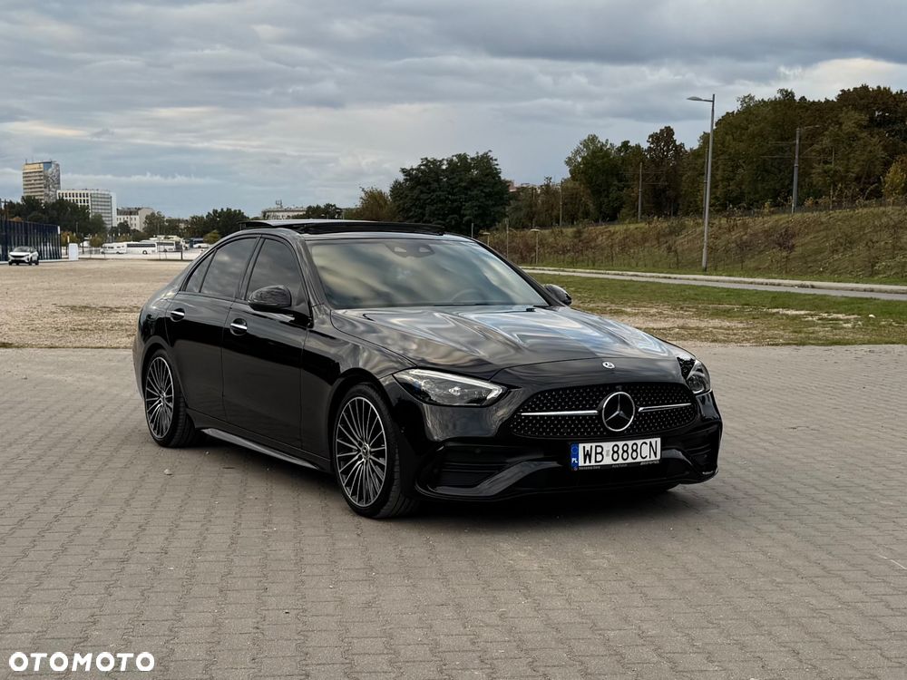 Mercedes-Benz Klasa C 300 9G-TRONIC AMG Line - 2
