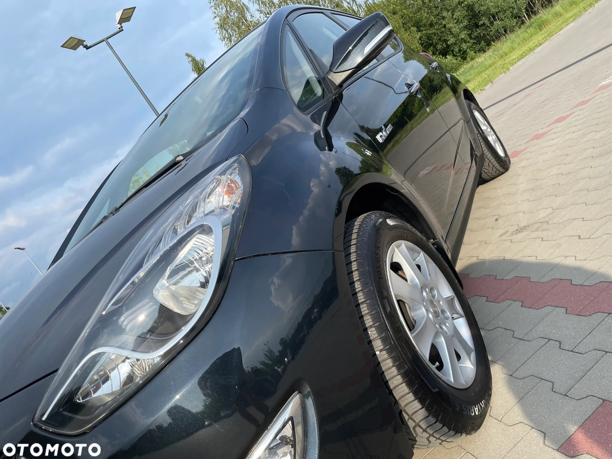 Hyundai ix20 1.4 blue Comfort - 20