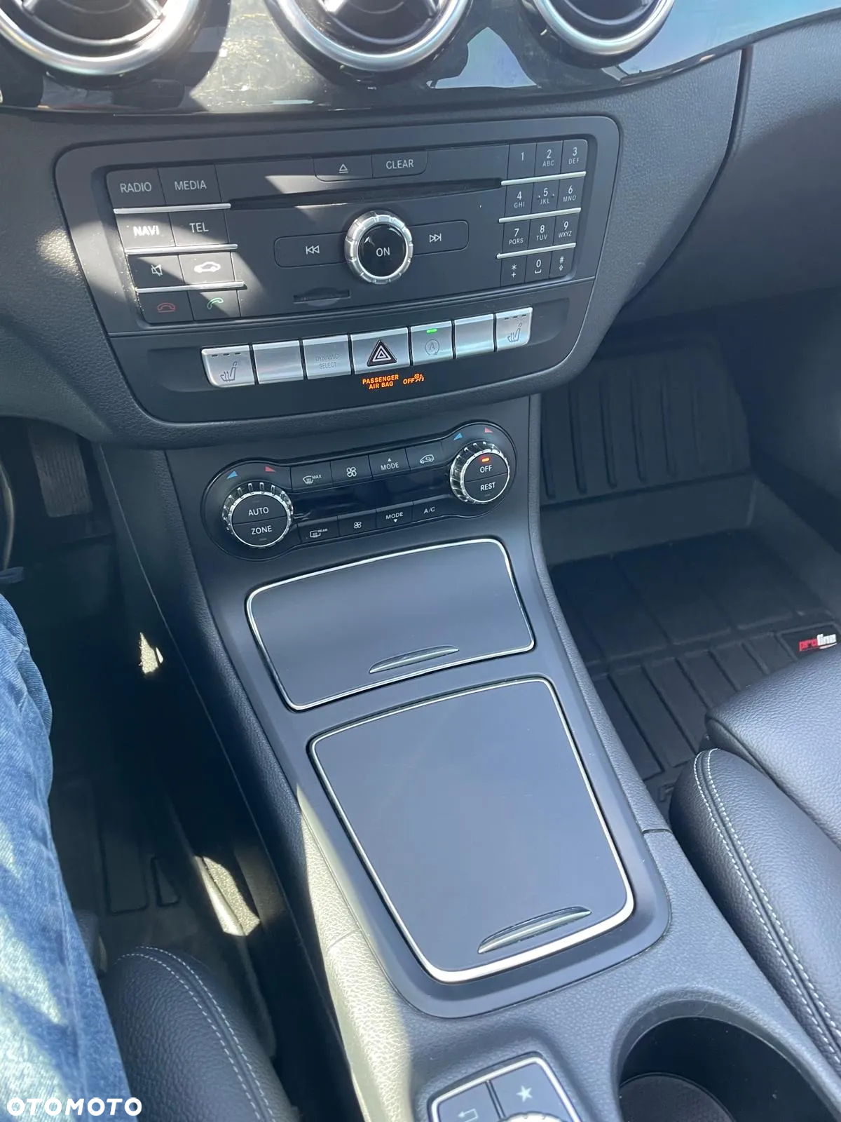 Mercedes-Benz Klasa B 250 4Matic 7G-DCT AMG Line - 15