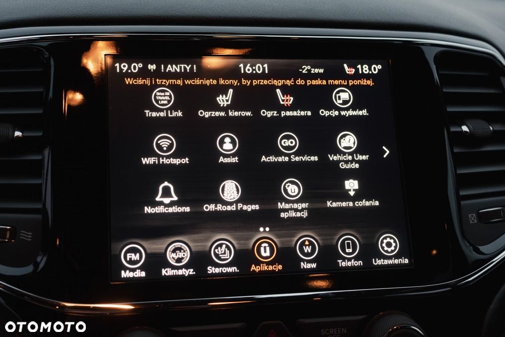 Jeep Grand Cherokee - 19