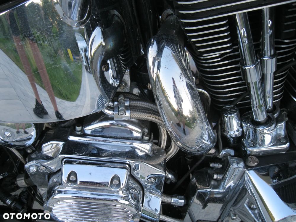 Harley-Davidson Softail Heritage Classic - 18