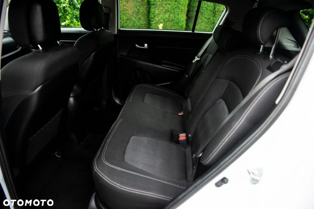 Kia Sportage 1.6 GDI 2WD Attract - 30