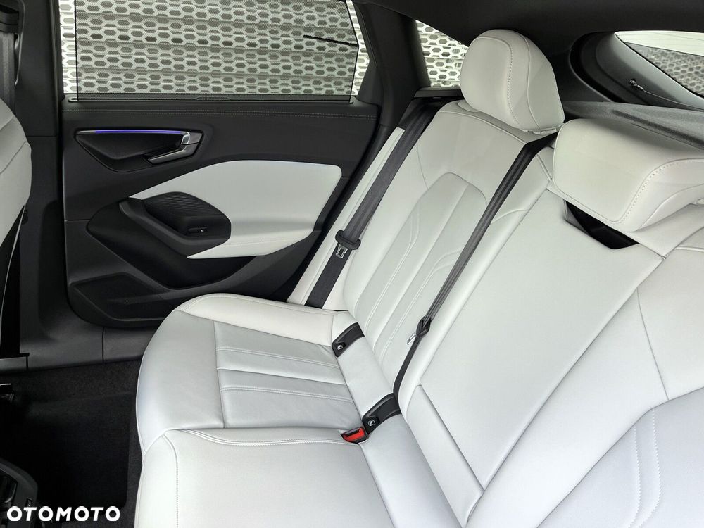 Audi A5 Limousine - 11