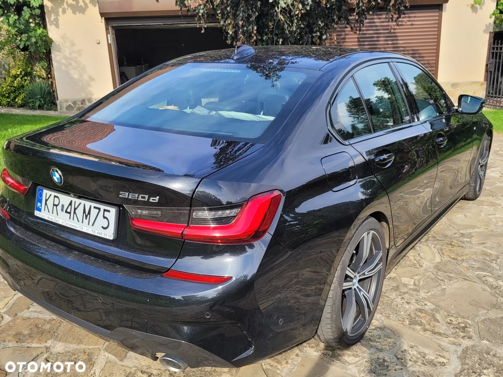 BMW Seria 3 320d M Sport - 6