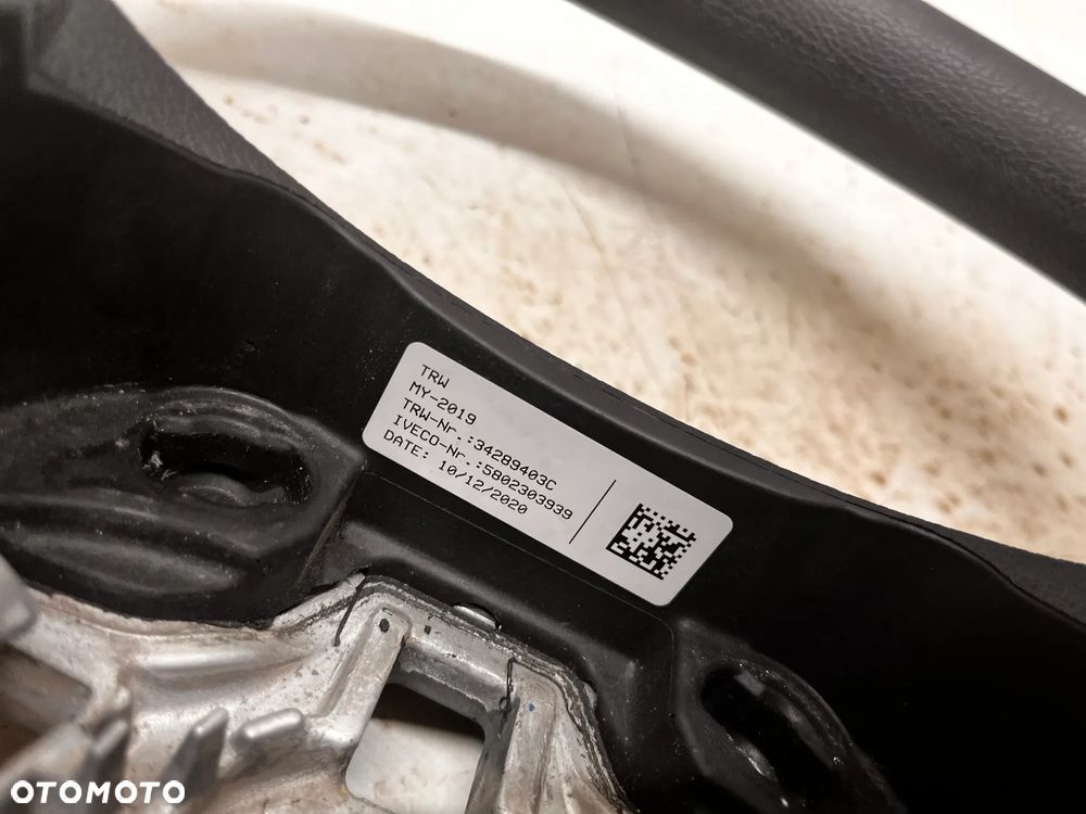 IV-20 KIEROWNICA IVECO DIALY 2019r - 2