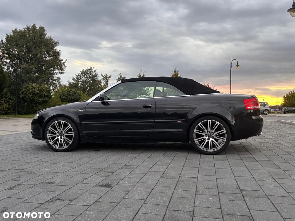 Audi A4 - 4