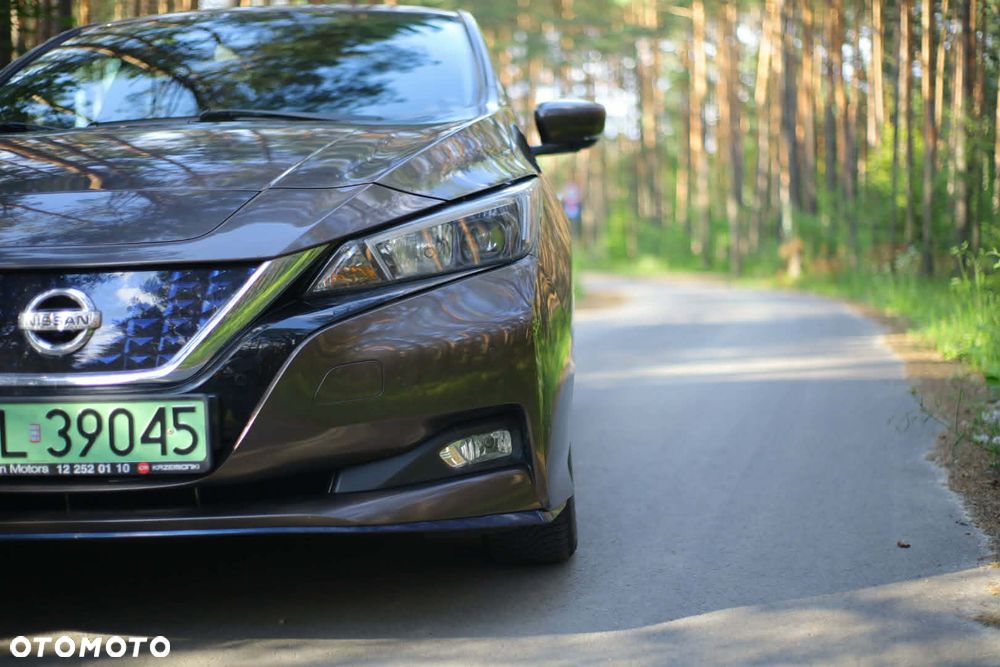 Nissan Leaf - 5