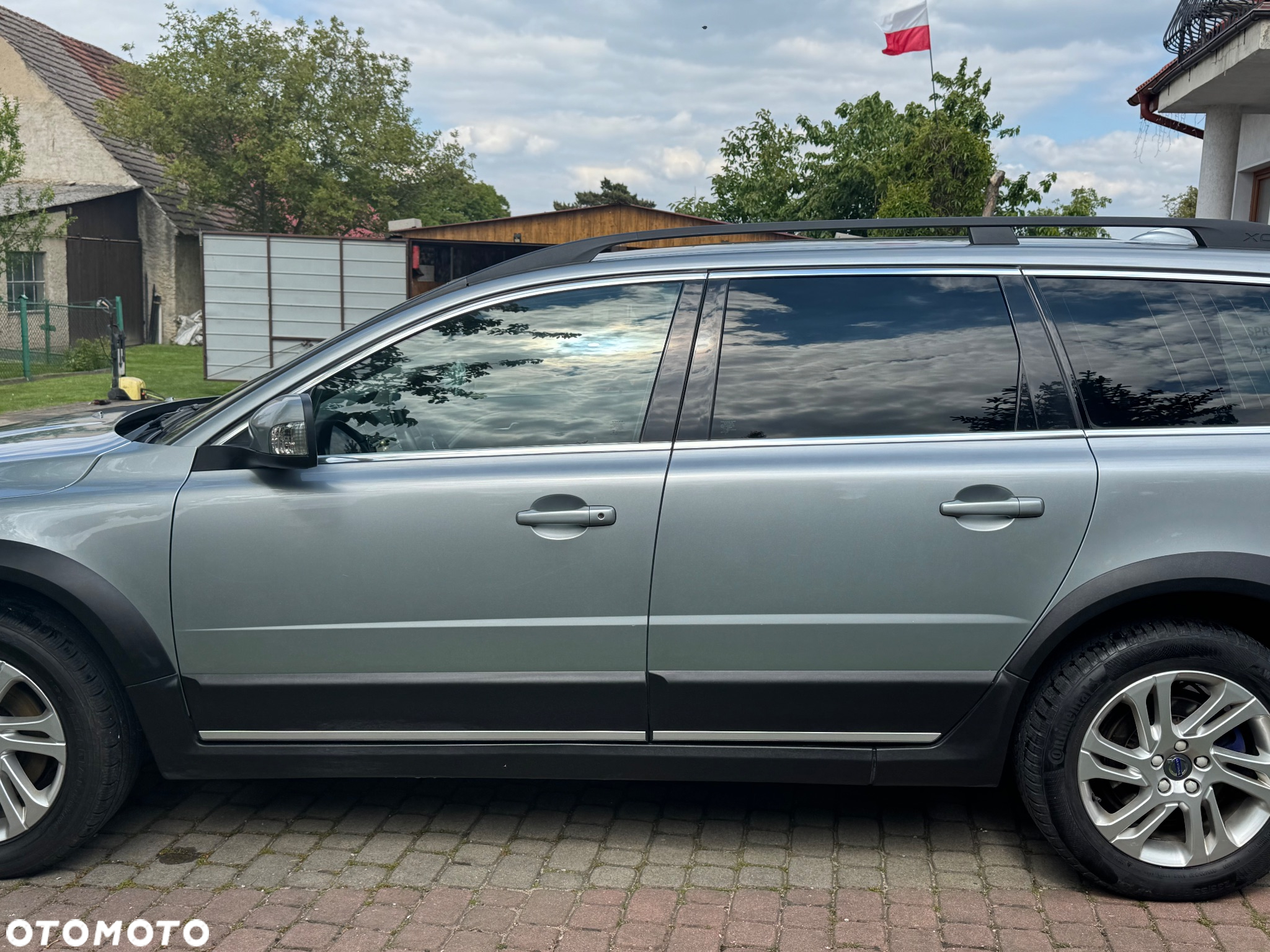 Volvo XC 70 - 10