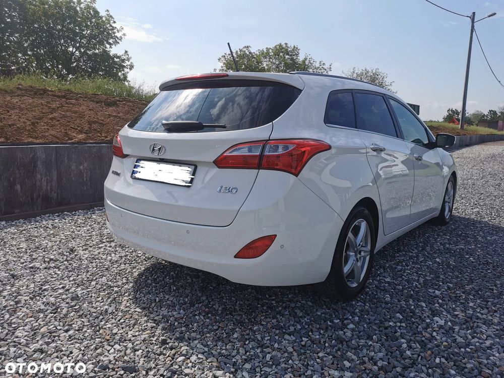 Hyundai i30 1.6 CRDi Premium - 12