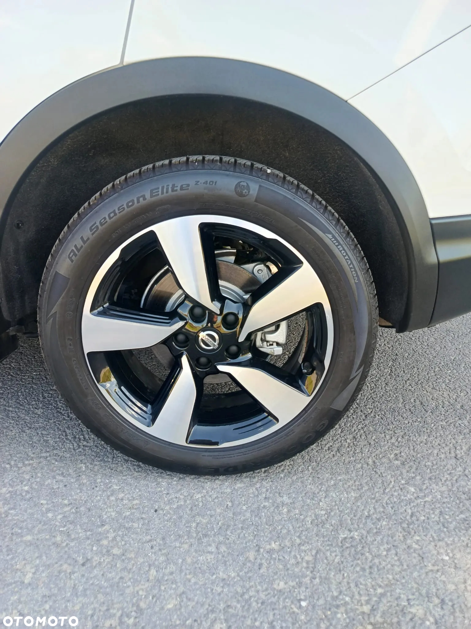 Nissan Qashqai 1.2 DIG-T N-Connecta EU6 - 11