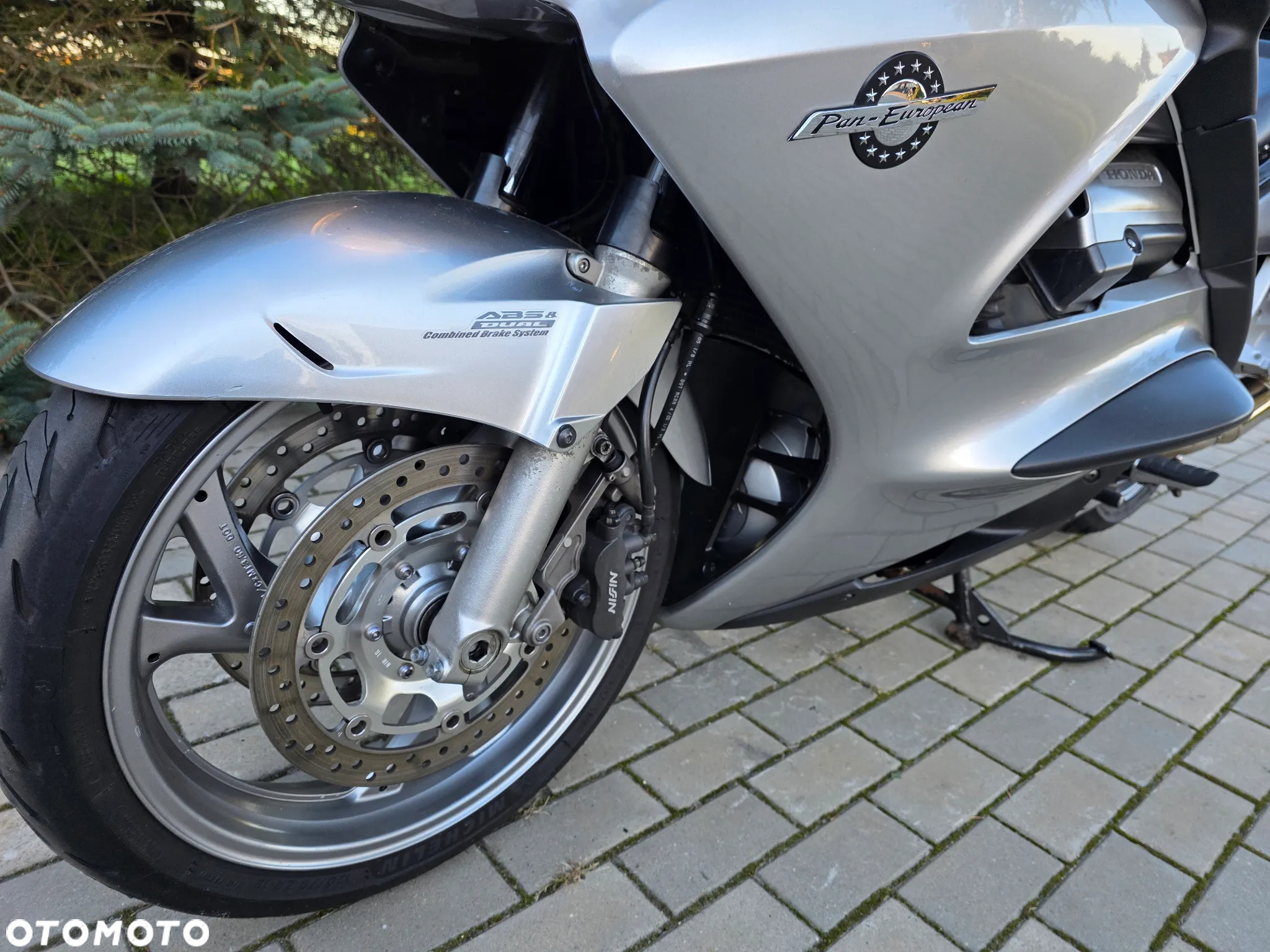 Honda ST - 19