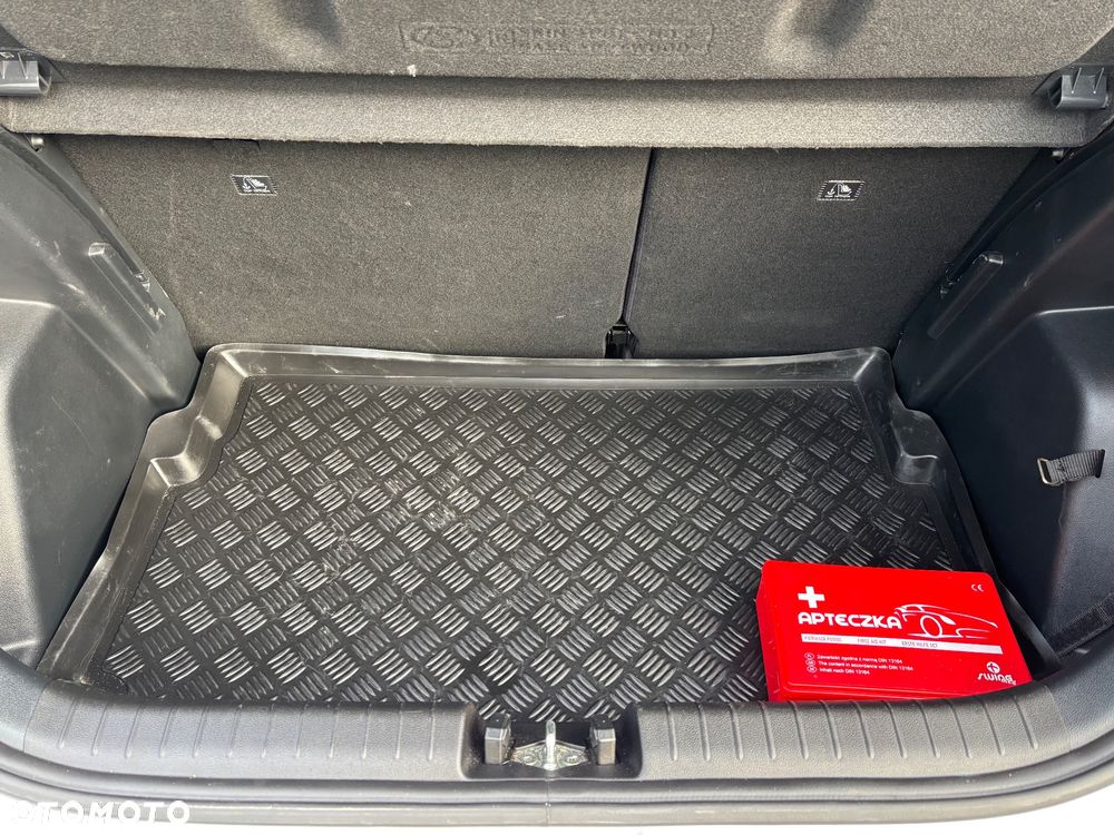 Hyundai i20 1.2 Classic Plus - 8