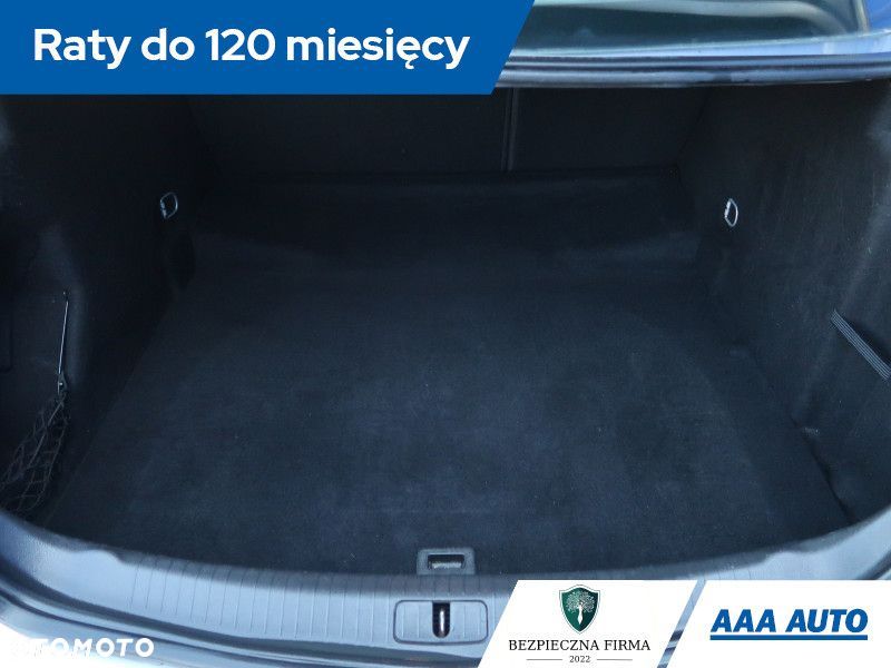 Opel Insignia - 16