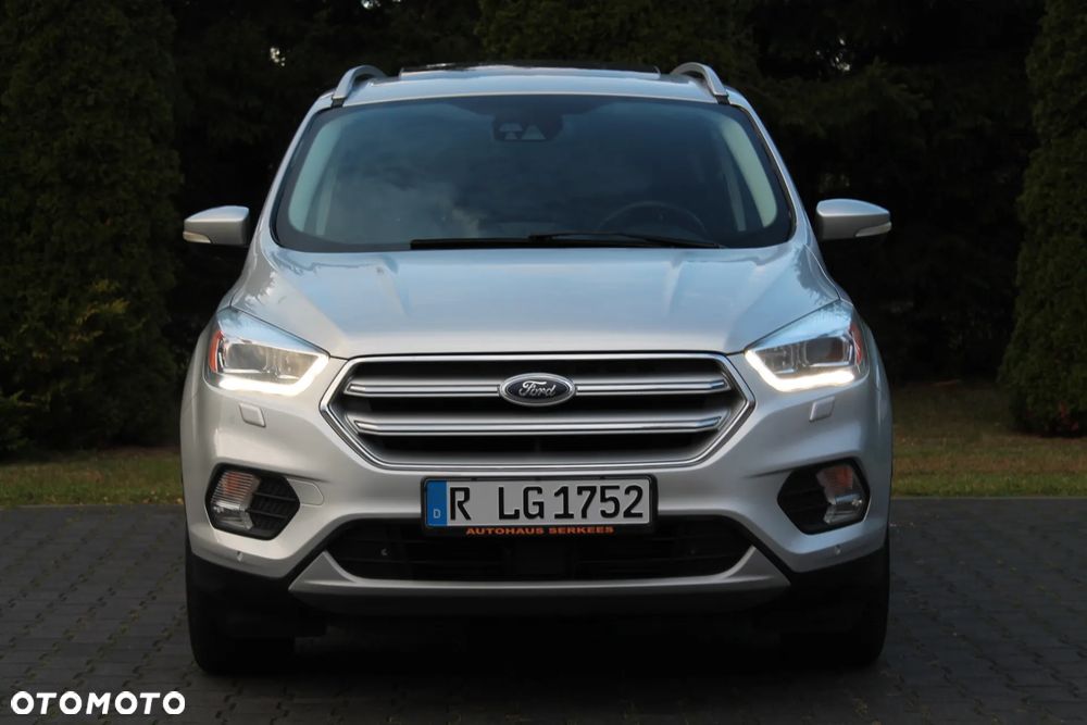 Ford Kuga - 9