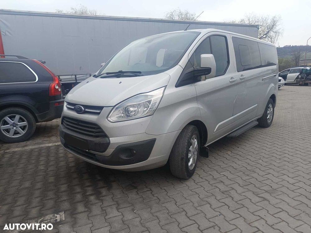 Fata completa Ford Tourneo Custom 2014 - 2
