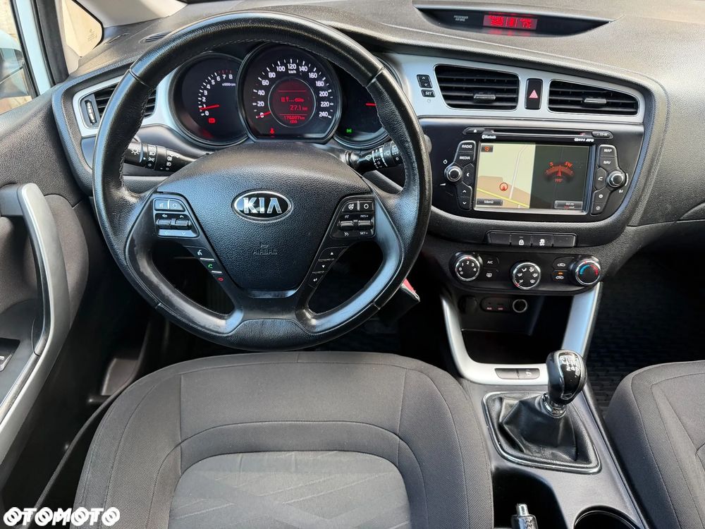 Kia Ceed 1.6 GDI Spirit - 6