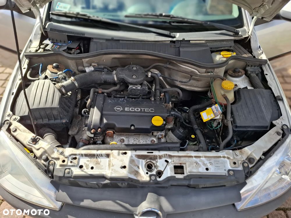 Opel Corsa 1.2 16V Comfort Easytronic - 11