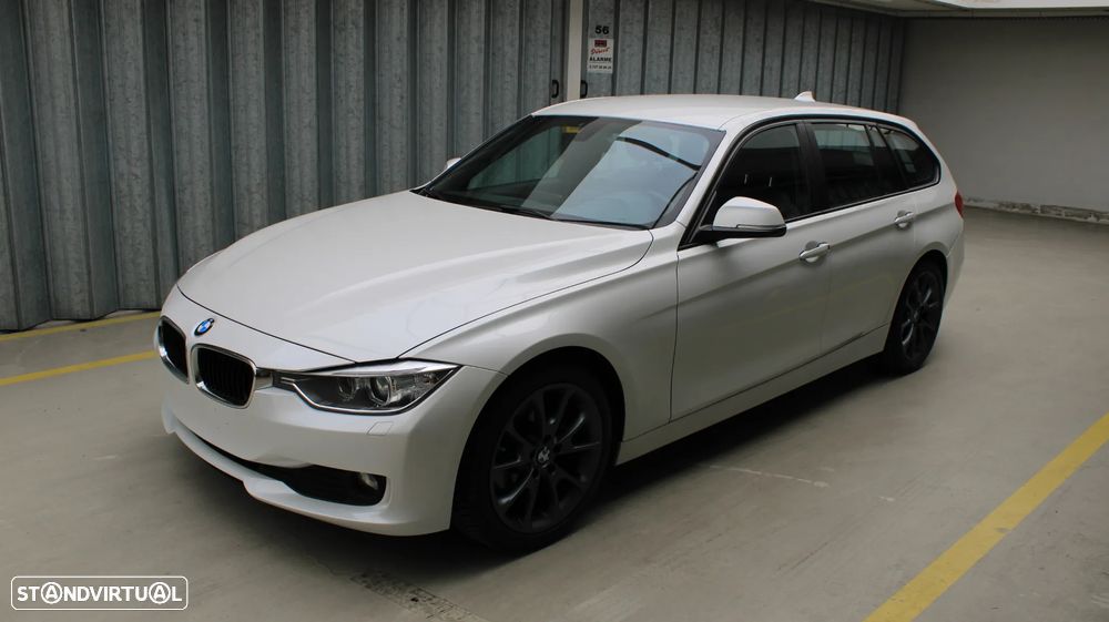 BMW 320 d Sport-Aut. Luxury Line - 33