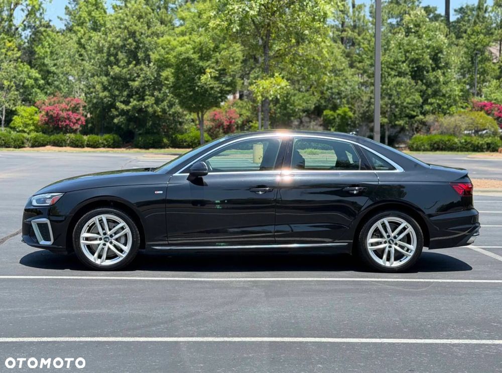 Audi A4 Limousine - 4