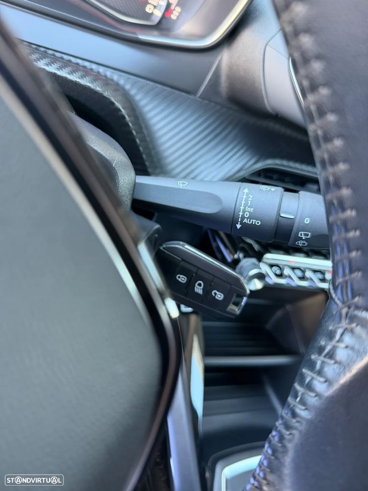 Peugeot 2008 1.5 BlueHDi Active - 11