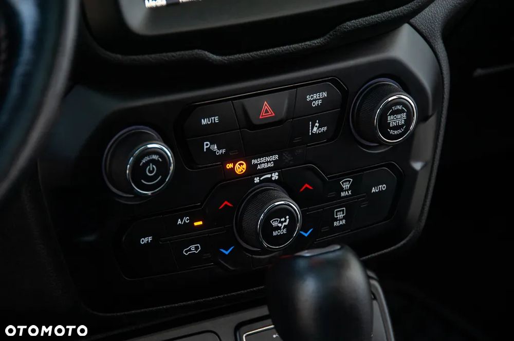 Jeep Renegade - 34