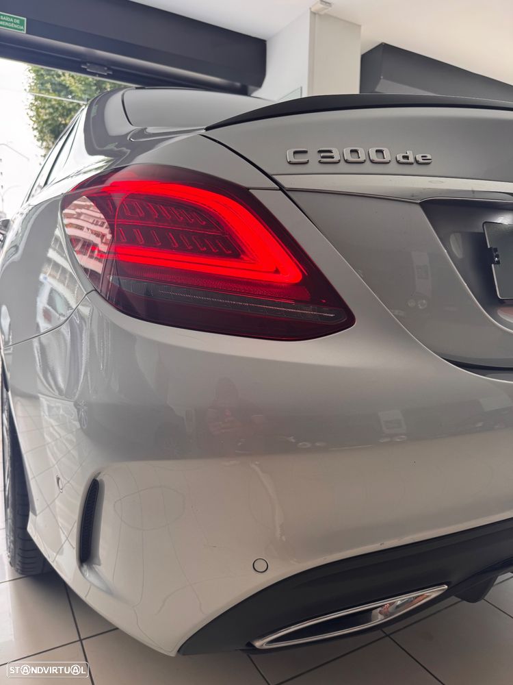 Mercedes-Benz C 300 de AMG Line - 9