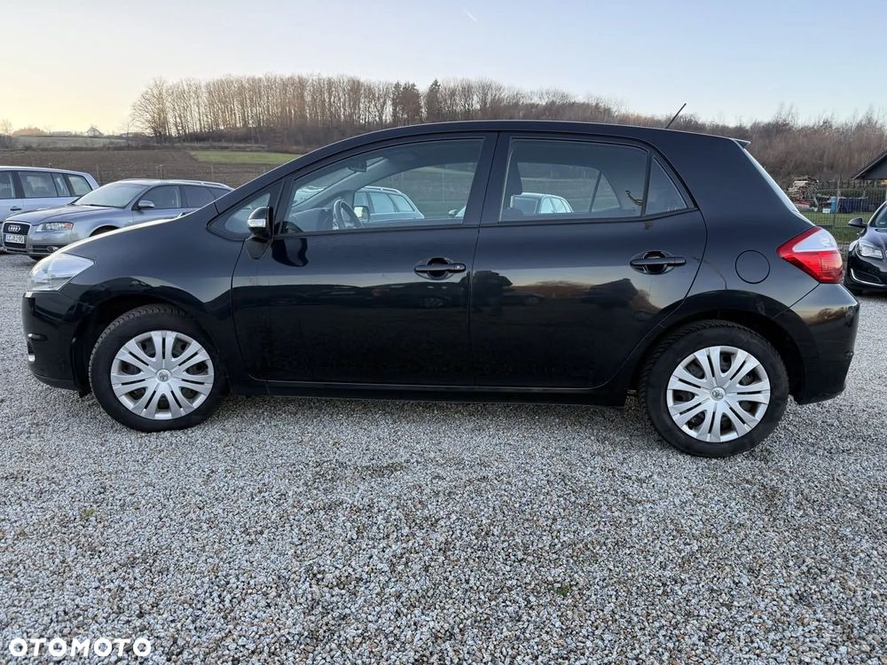 Toyota Auris - 9
