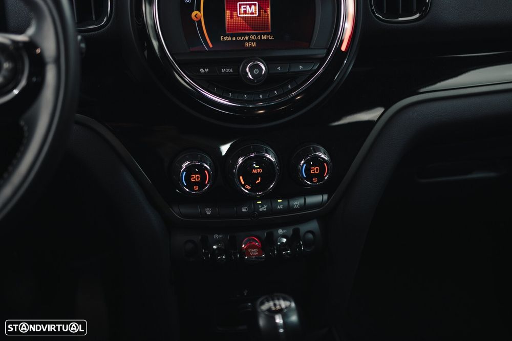 MINI Countryman One D - 10