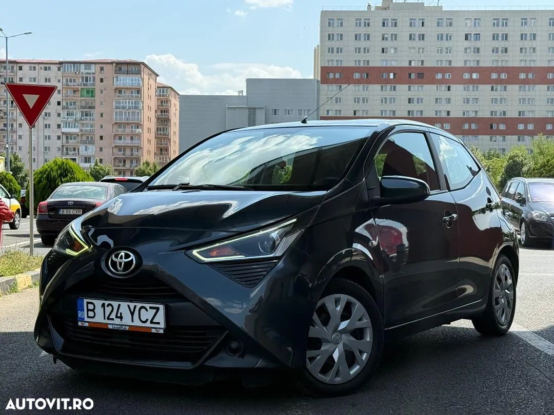 Toyota Aygo 1.0 VVY-I 5 usi X-style - 1