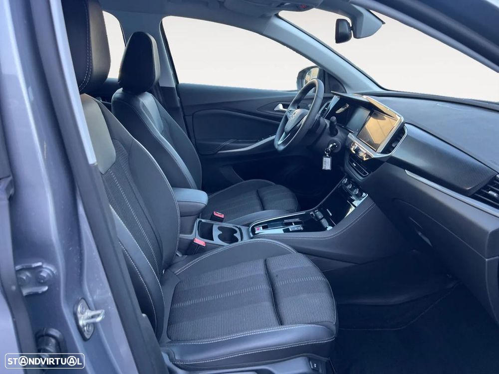 Opel Grandland 1.2 T GS AT - 14