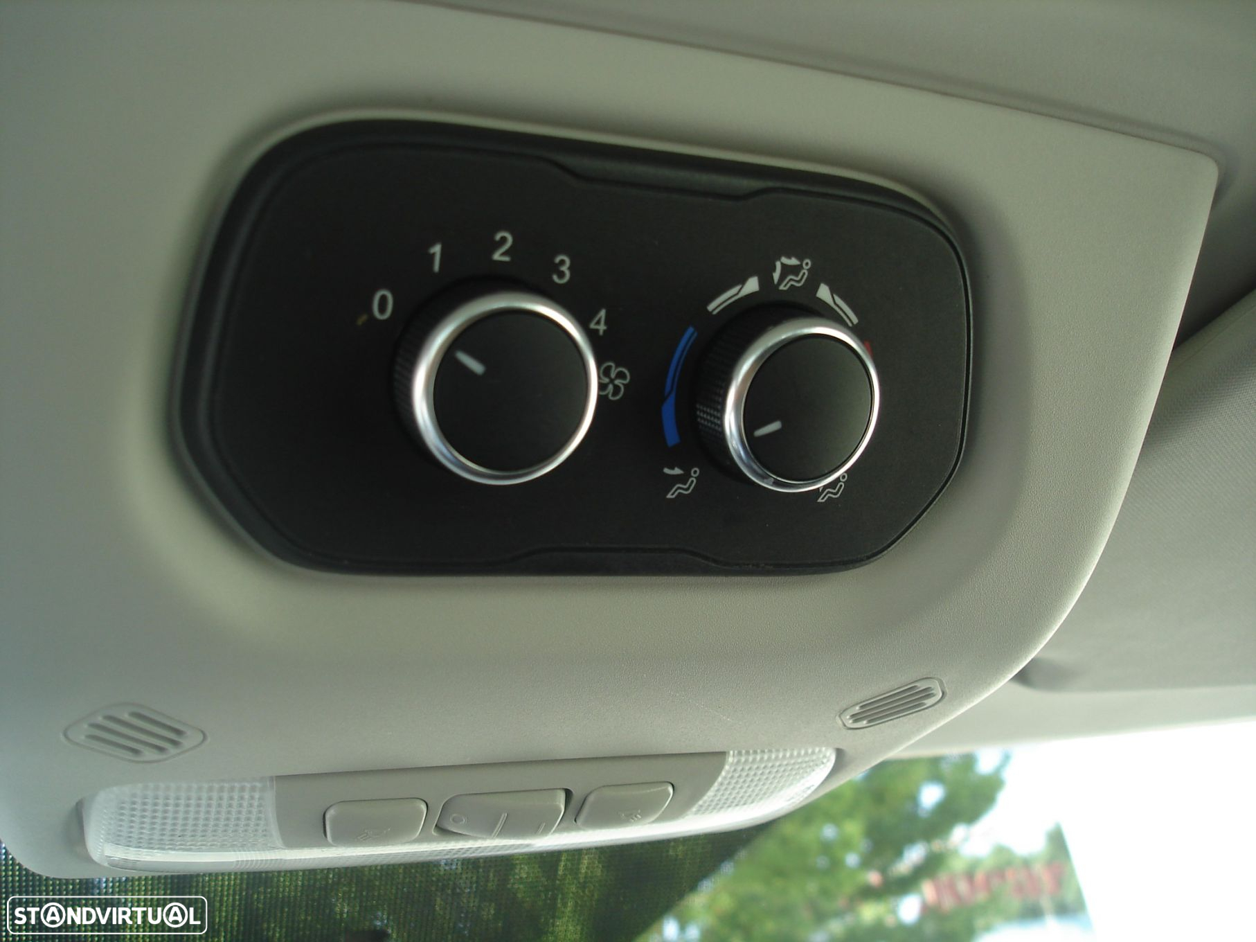 Ford Transit - 13