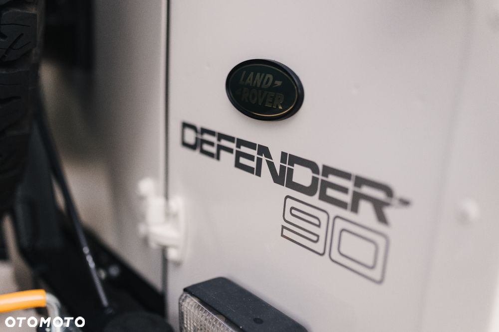 Land Rover Defender 2.5 TDI - 5