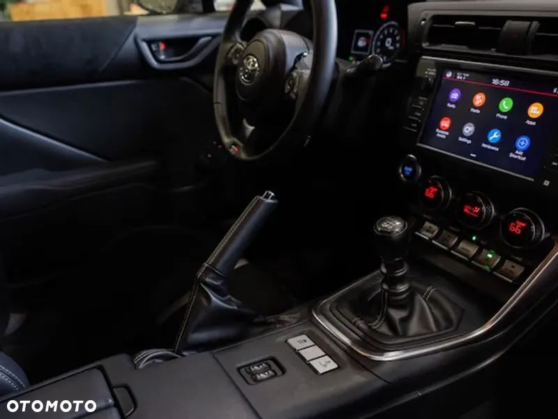 Toyota GT86 - 10