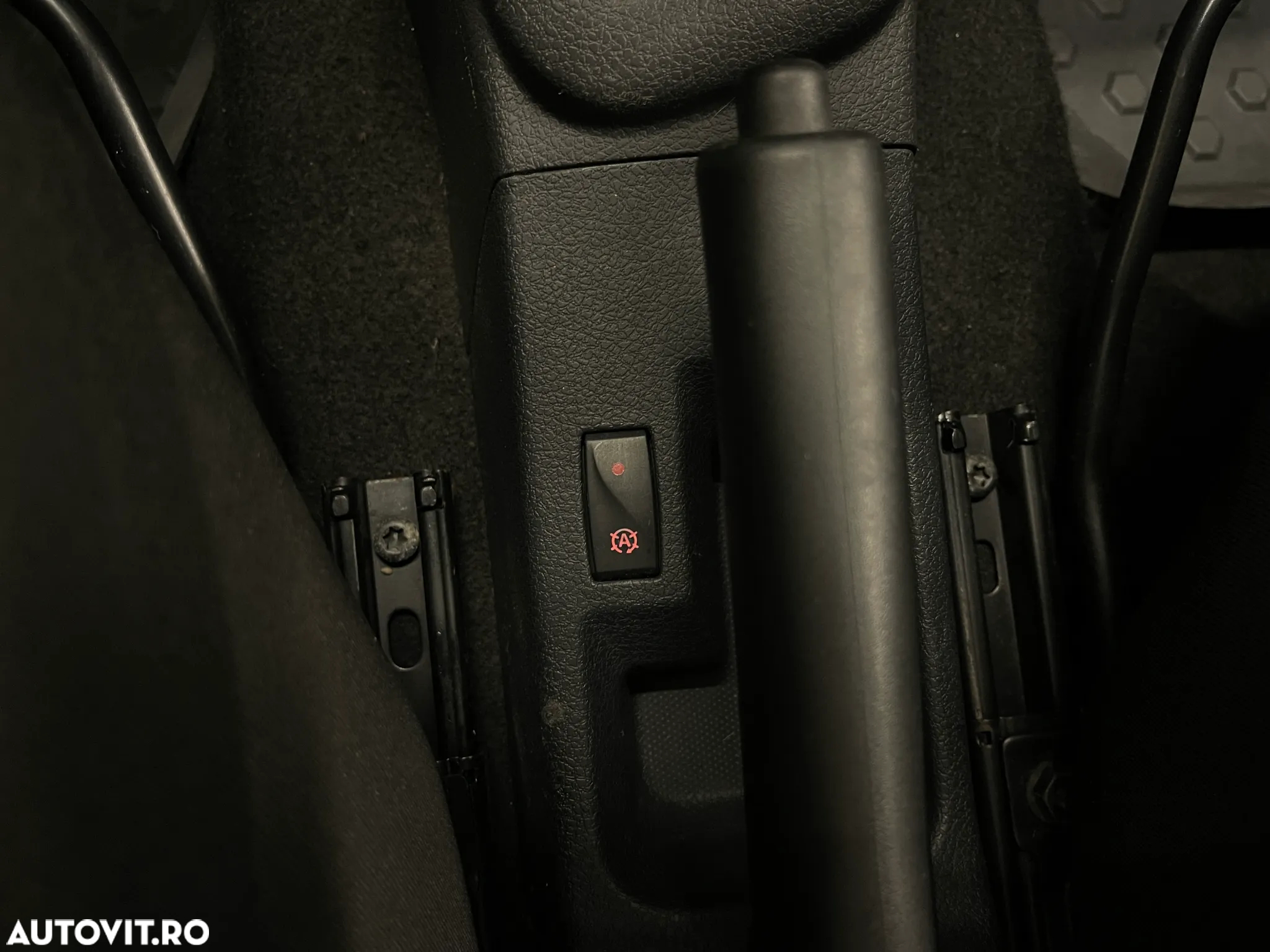 Dacia Logan 1.0 SCe Laureate - 16