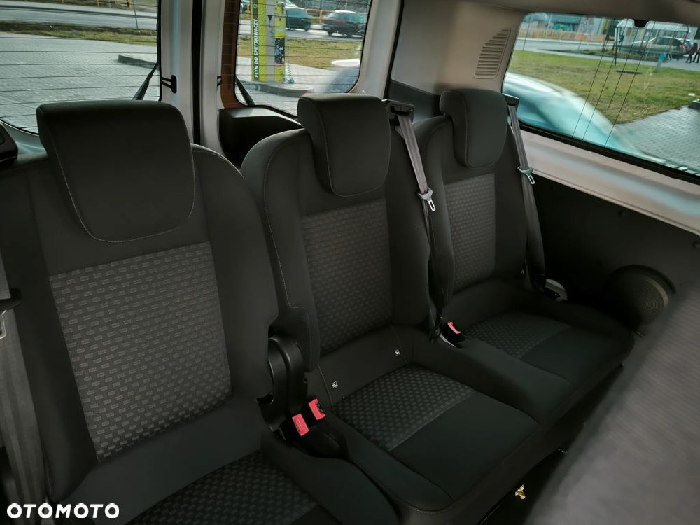 Ford Transit Custom 290 L1H1 Limited - 19
